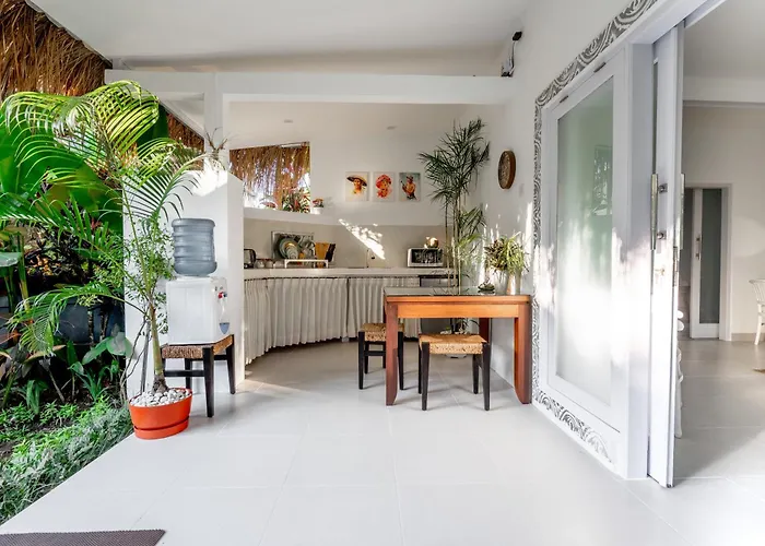 Eiwa House Apartment