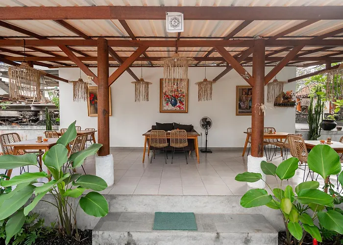 Eiwa House Apartment